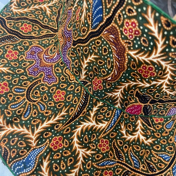 Incredible LEGEND vintage Folding Bamboo Fan Hat ,multicolored made in Indonesia - Picture 3 of 10